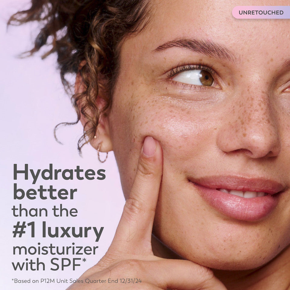 Olay Super Cream with Sunscreen SPF 30, Ultra Lightweight SPF Face Moisturizer - Image 3